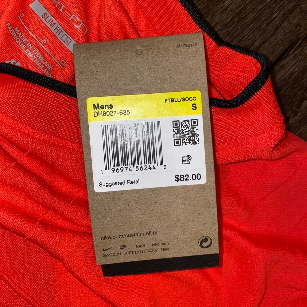 Nike refereeing shirt